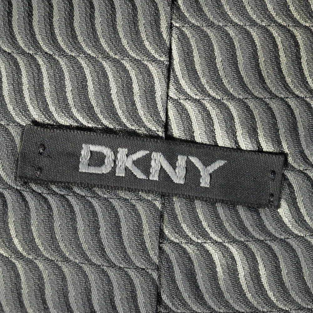 DKNY Greenish Gray & Black Monochrome Wave Print 100% Silk Necktie - 56.5x3.75 - Picture 5 of 7